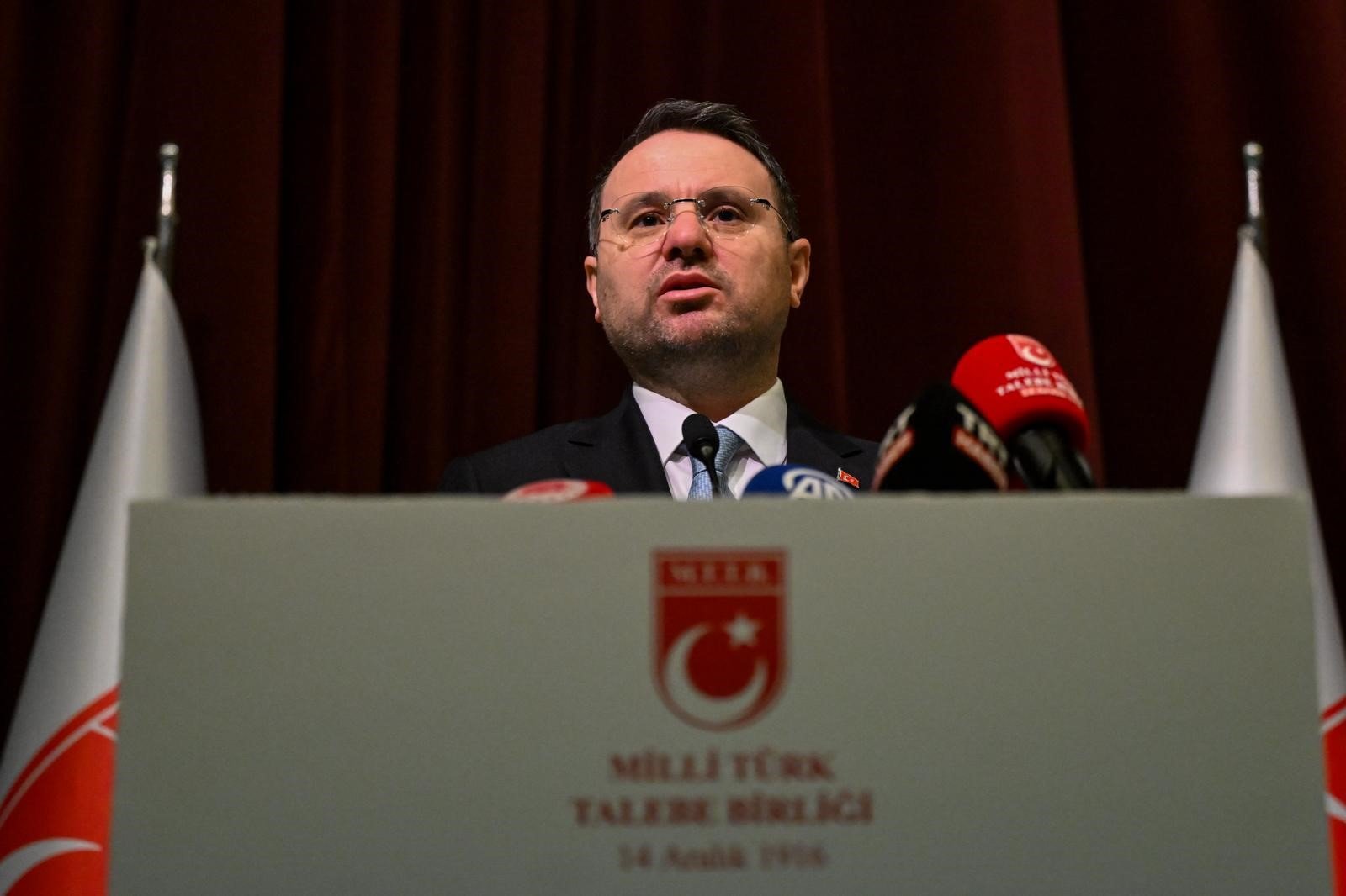 Akin Gürlekten Anayasa Cikisi (4)