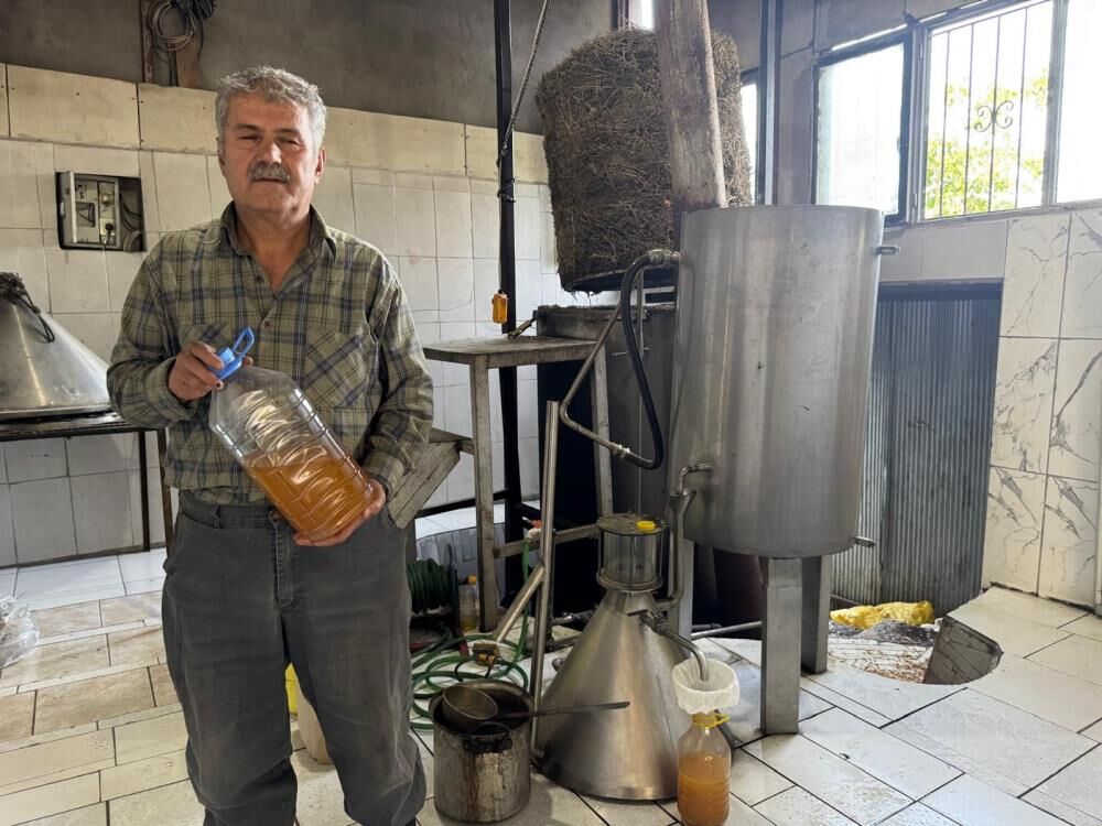 Aksekili Uretici Urettigi Yaglari Dunyaya Gonderiyor (1)