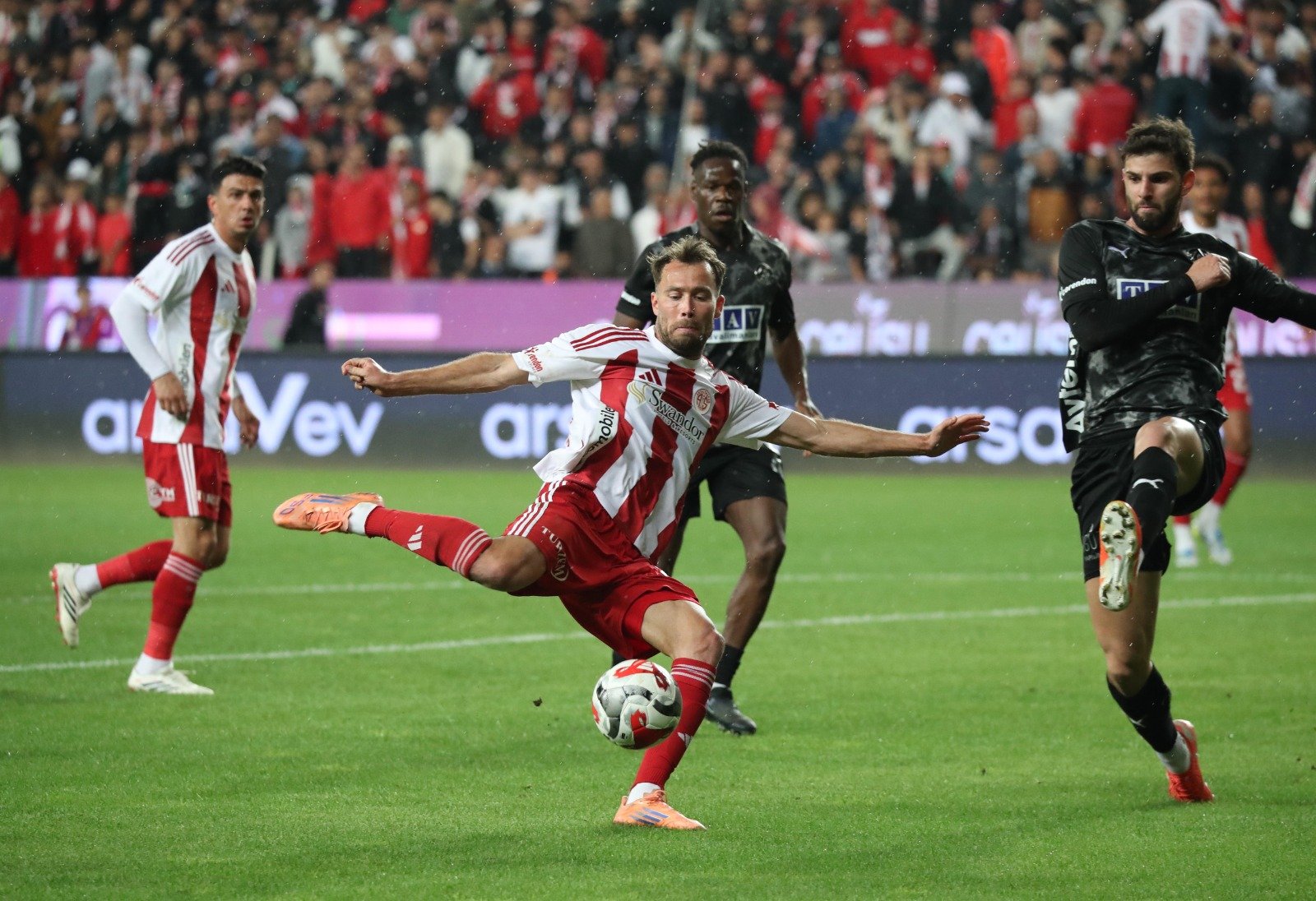 Alanya’dan 1 Puan Alan Antalyaspor Ateş Hattından Çıktı (3)