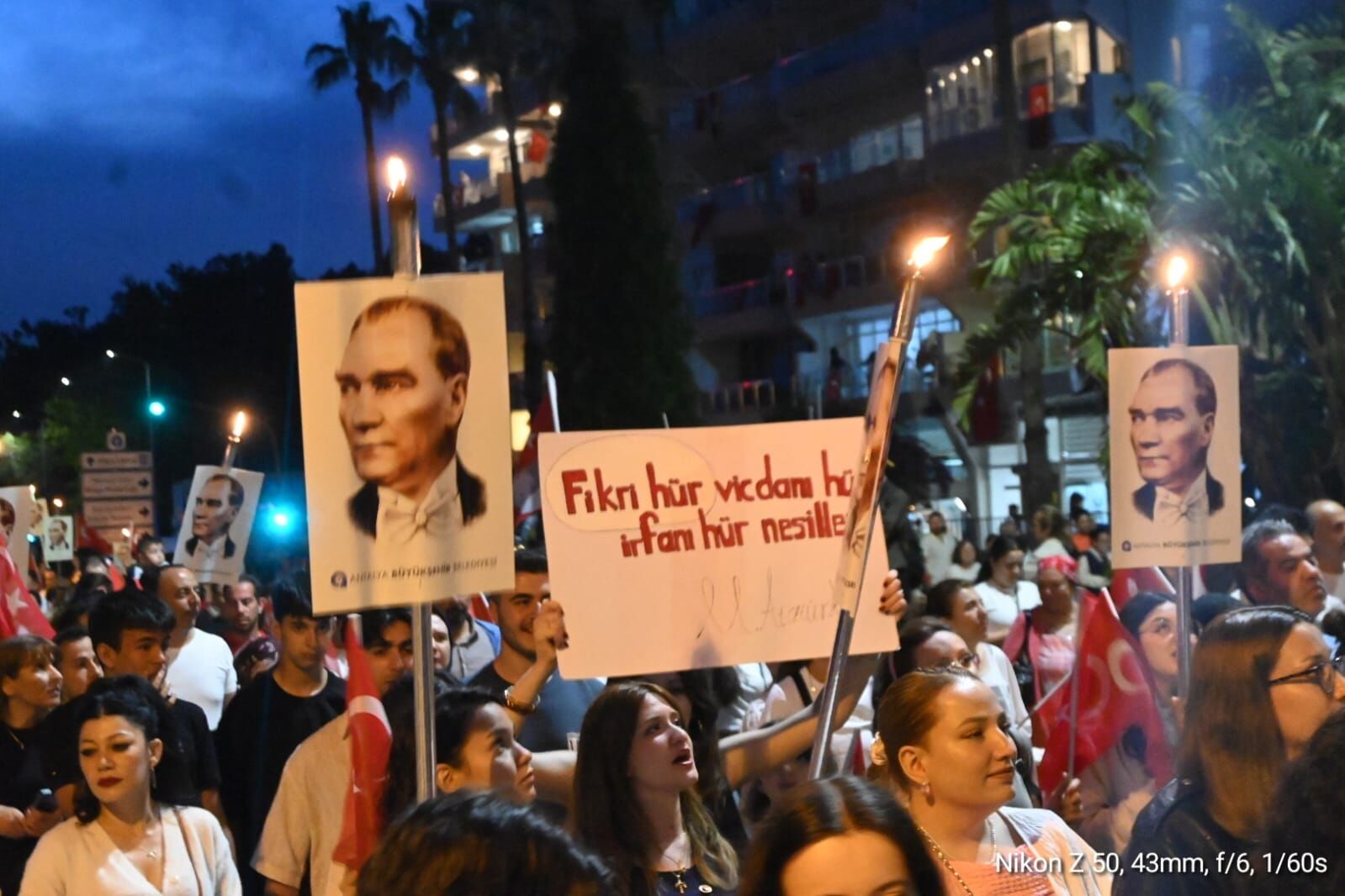 Antalyada 19 Mmayis Coskusu Geceye Damga Vurdu (4)-1