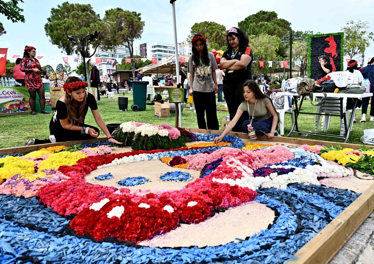 Antalya’da 9 Liseden Öğrenci 130 Çiçekle Yarıştı (1)