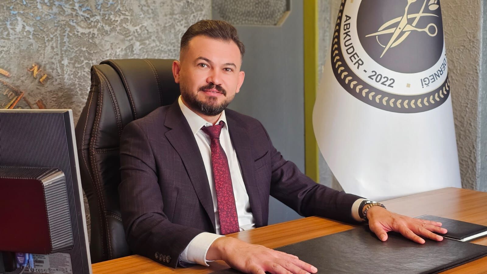Antalyada Askida Tiras Uygulamasi Basladi (1)