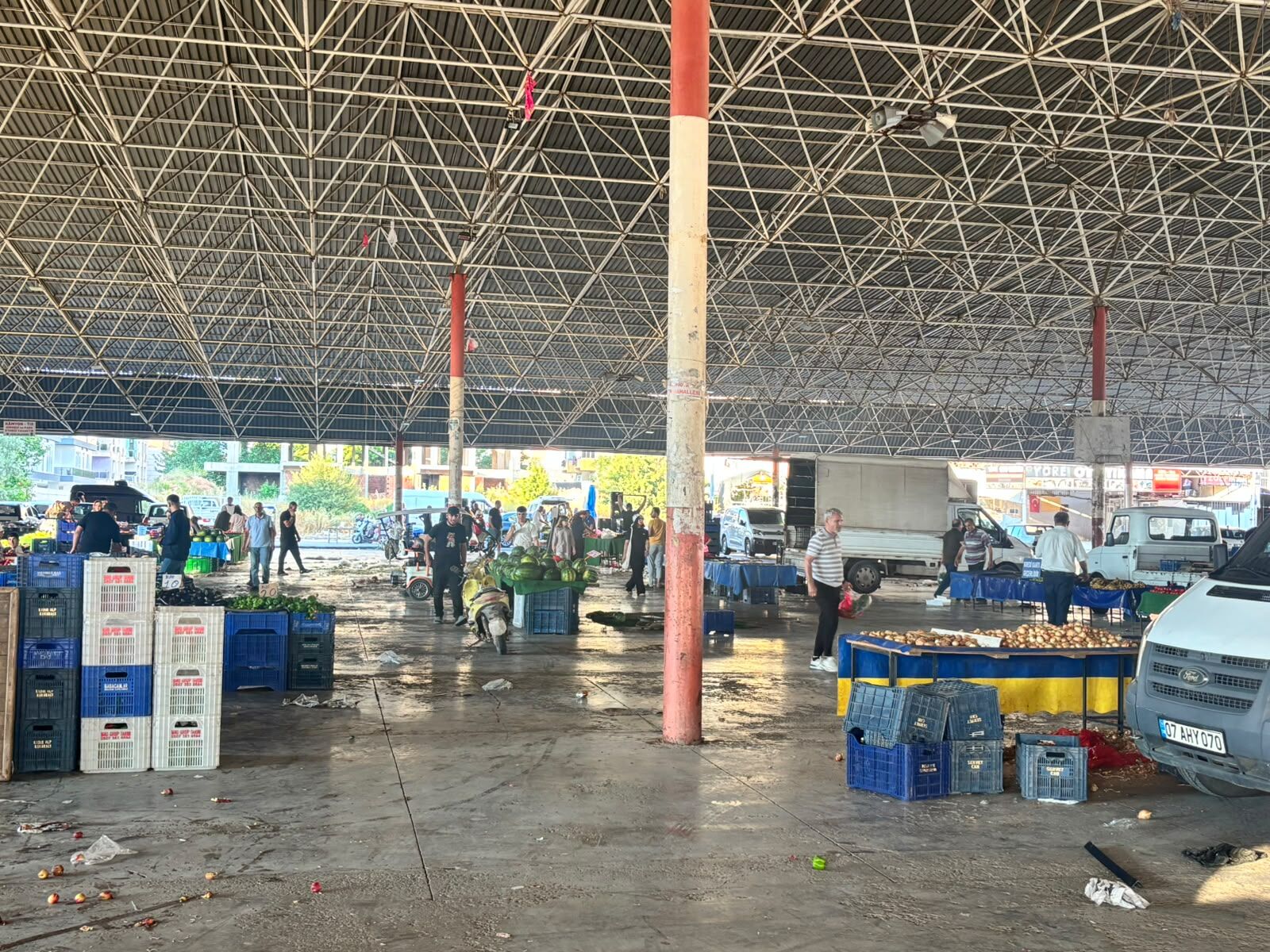 Antalyada Bayram Bereketi Pazarlara Ugramadi (2)