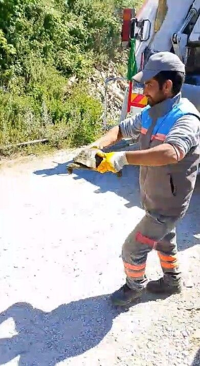 Antalya’da Belediye Çalışanlarından Örnek Davranış (3)