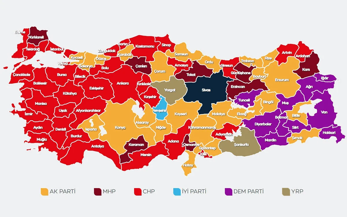 Antalya’da Halk Her Şeye Rağmen Chp’yi Bırakmıyor (1)