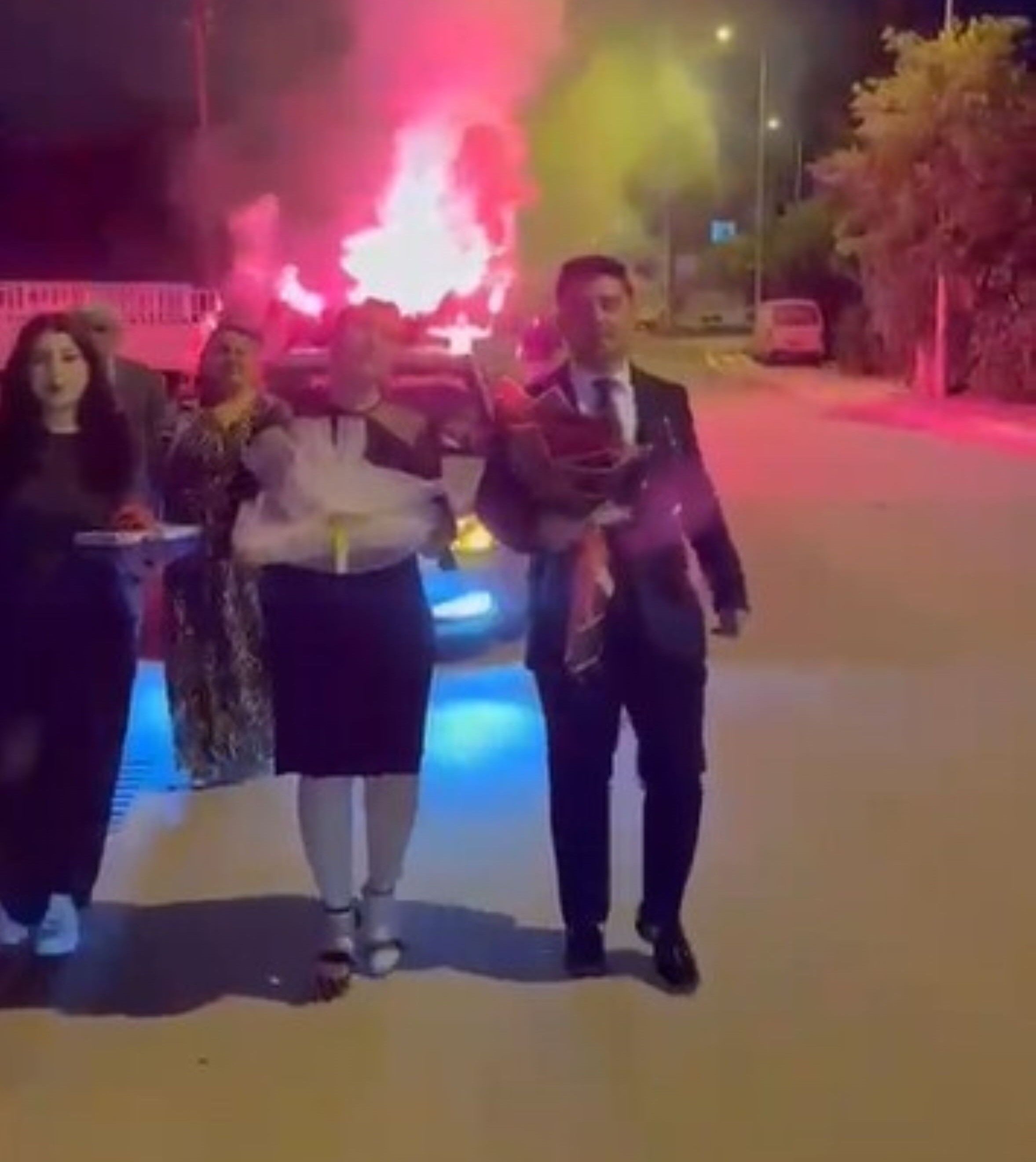 Antalya’da Meşaleli Kız Isteme Töreni Itfaiye Baskını (5)