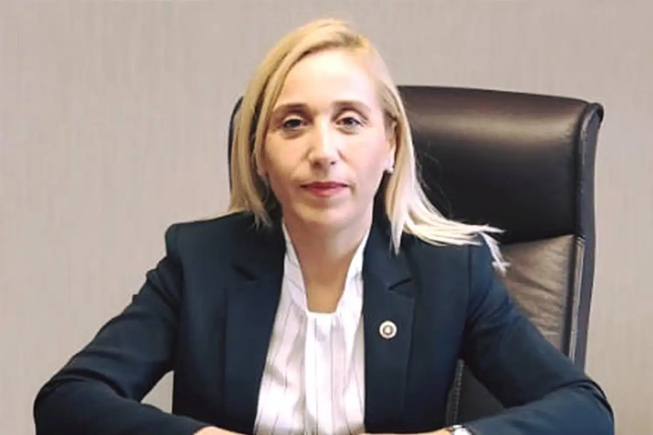 Antalya’da Neler Oluyor Gözler Rüşvet Iddiasında Adı Geçen Ak Partili Tuba Çokal’a Çevrildi (2)-1