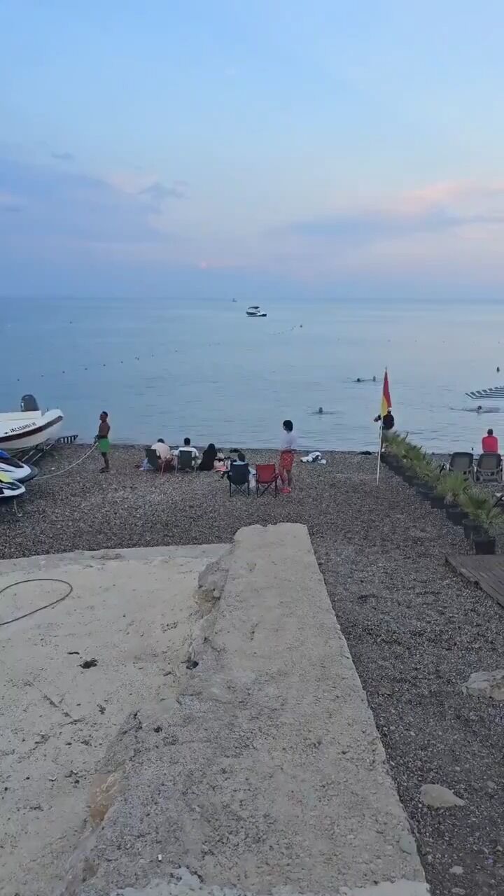 Antalya’da Vatandaşlar Halk Plajı Işgaline Isyan Etti (2)