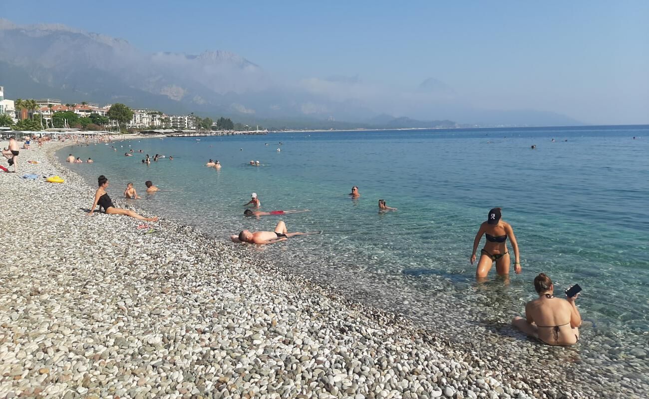 Antalya’da Vatandaşlar Halk Plajı Işgaline Isyan Etti (4)