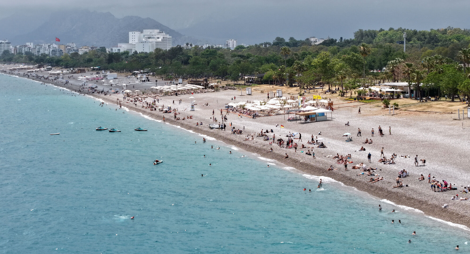 Antalya’daki Plajın 1 Günlük Maliyeti Bin 500 Tl (2)