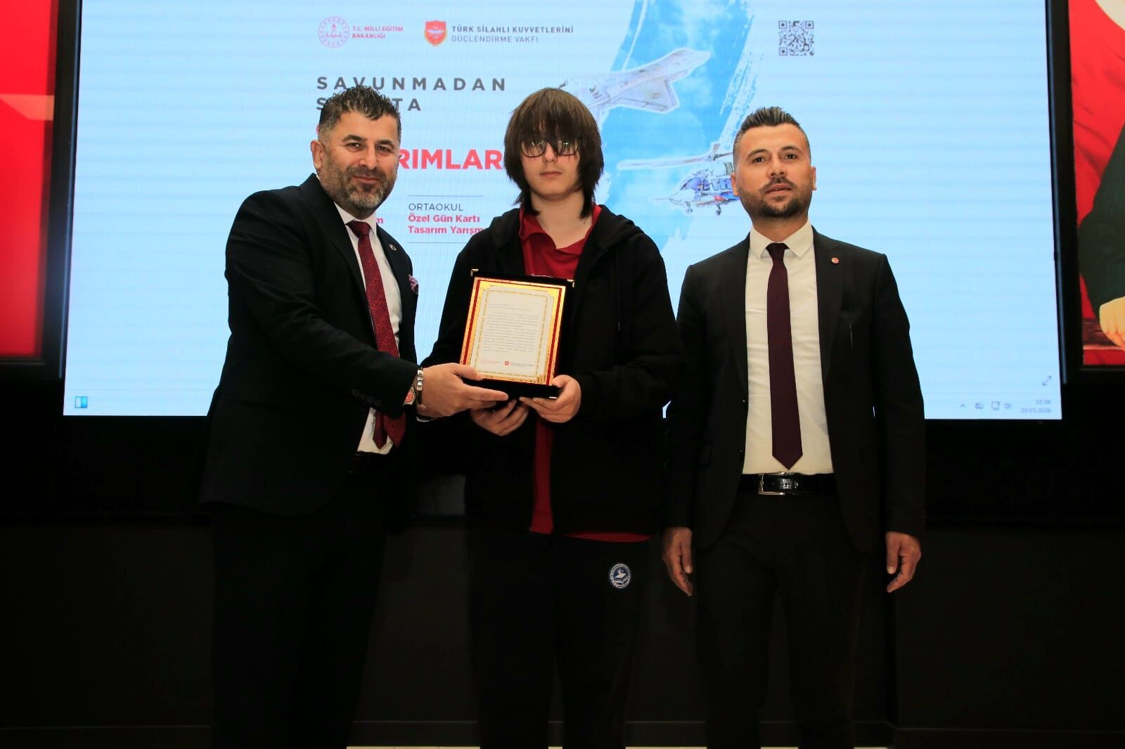Antalyalı Tasarımcıdan Milli Temalı Birincilik (1)
