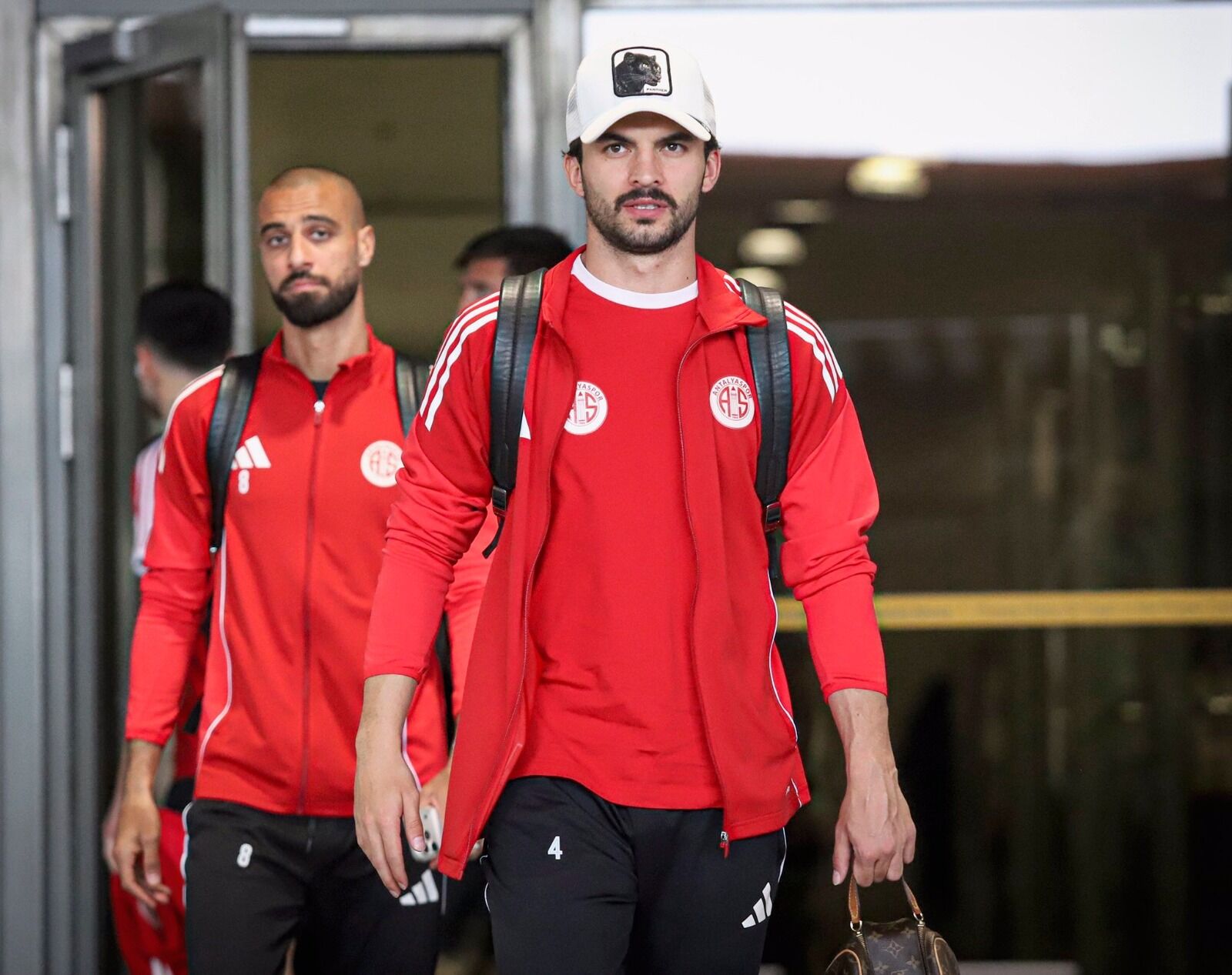 Antalyaspor Son Deplasmanda Otele Kabul Edilmedi (1)-1