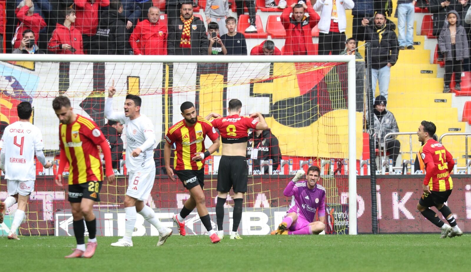 Antalyaspor Süper Lig’e Böyle Veda Etti! Tüm Istatistiklerde Ligin En Kötüleri Arasında Yer Aldı (3)