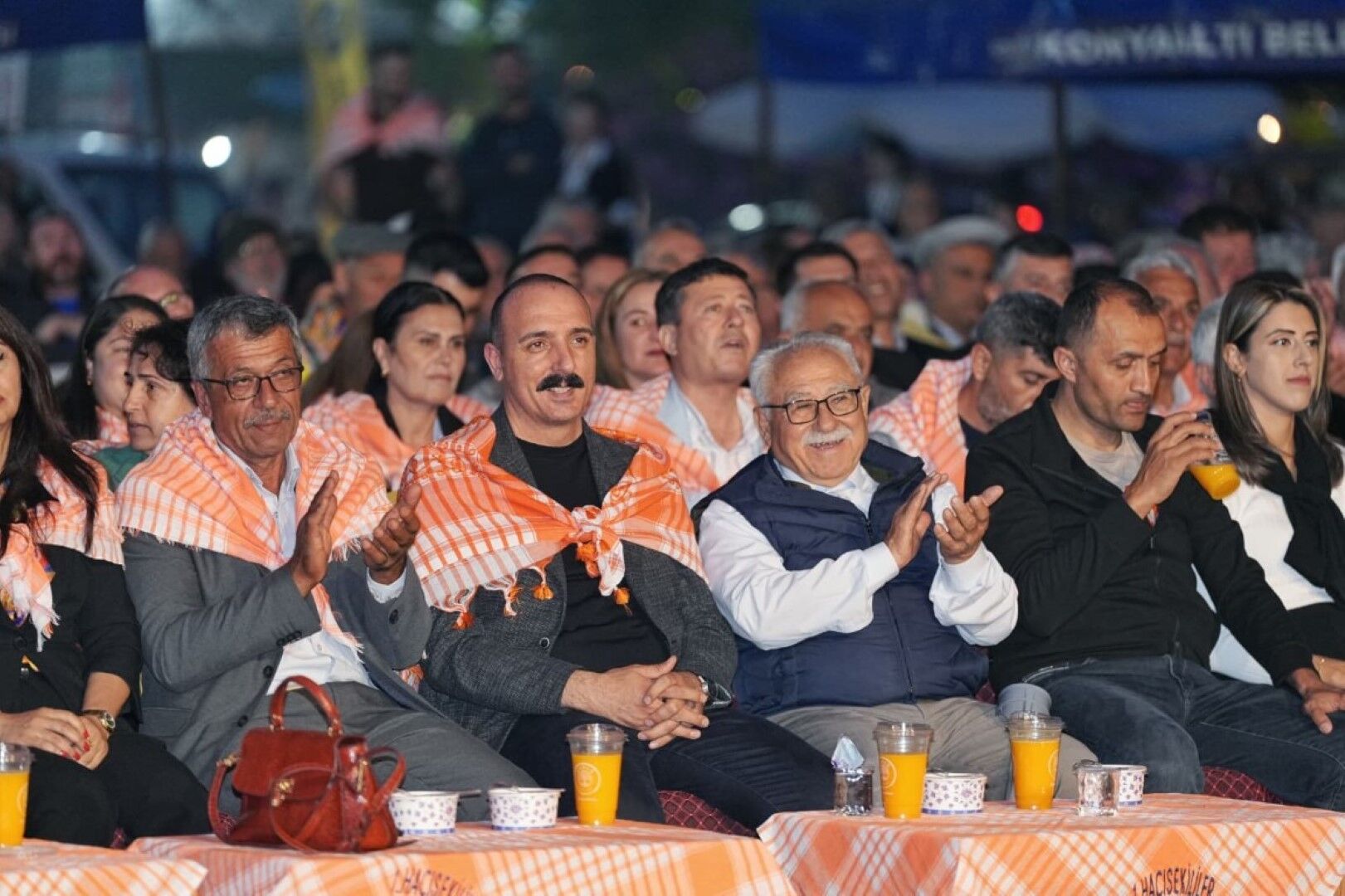 Başkan Kotan Hacısekililer Şenliği’nde Vatandaşlarla Buluştu (3)