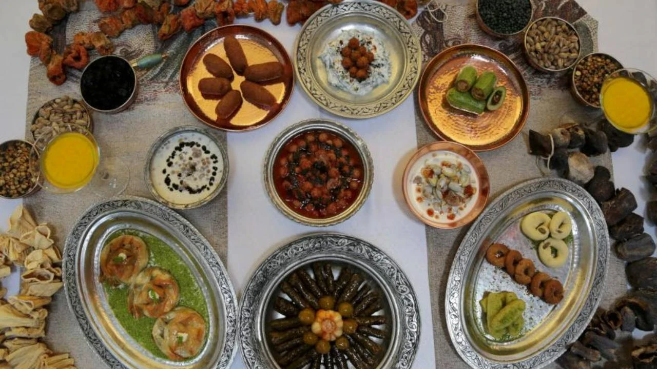 Bayram Sofralarında ‘Israr Kültürü’ Insan Sağlığı Tehdit Ediyor (2)