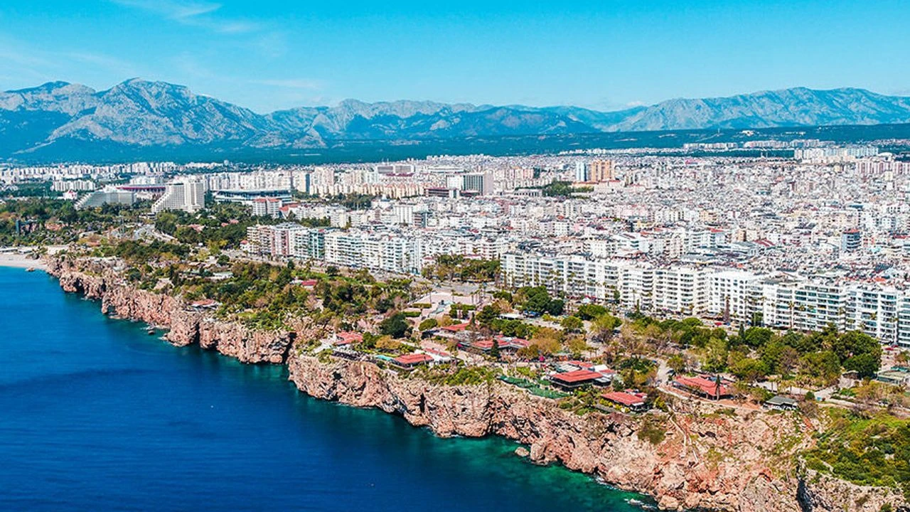 Falezlerdeki Proje Antalya’yı Ayağa Kaldırdı (1)-1