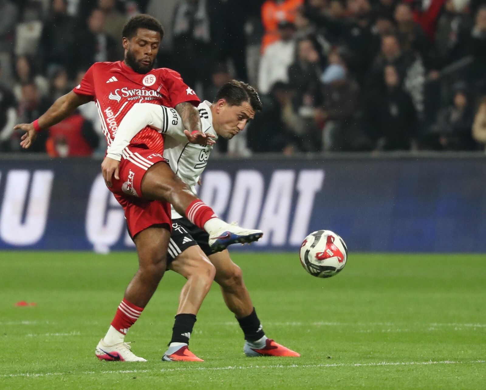 İşte Antalyaspor’u Bekleyen Sancılı Süreç (4)