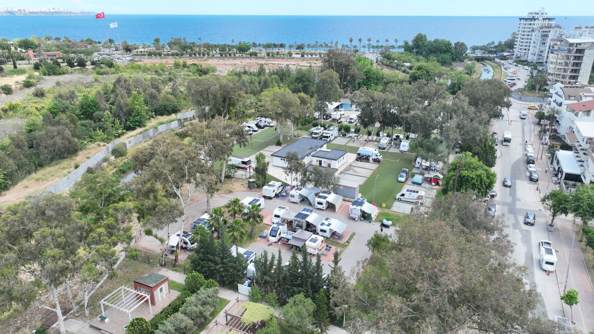 Karavancılar Antalya’ya Akın Ettiler (2)