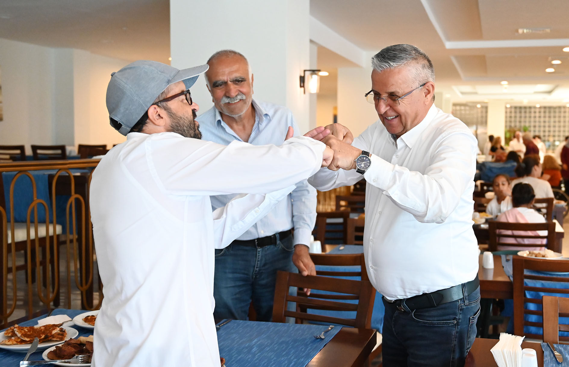 Kemer Belediyesi’nden Özel Kutlama (6)