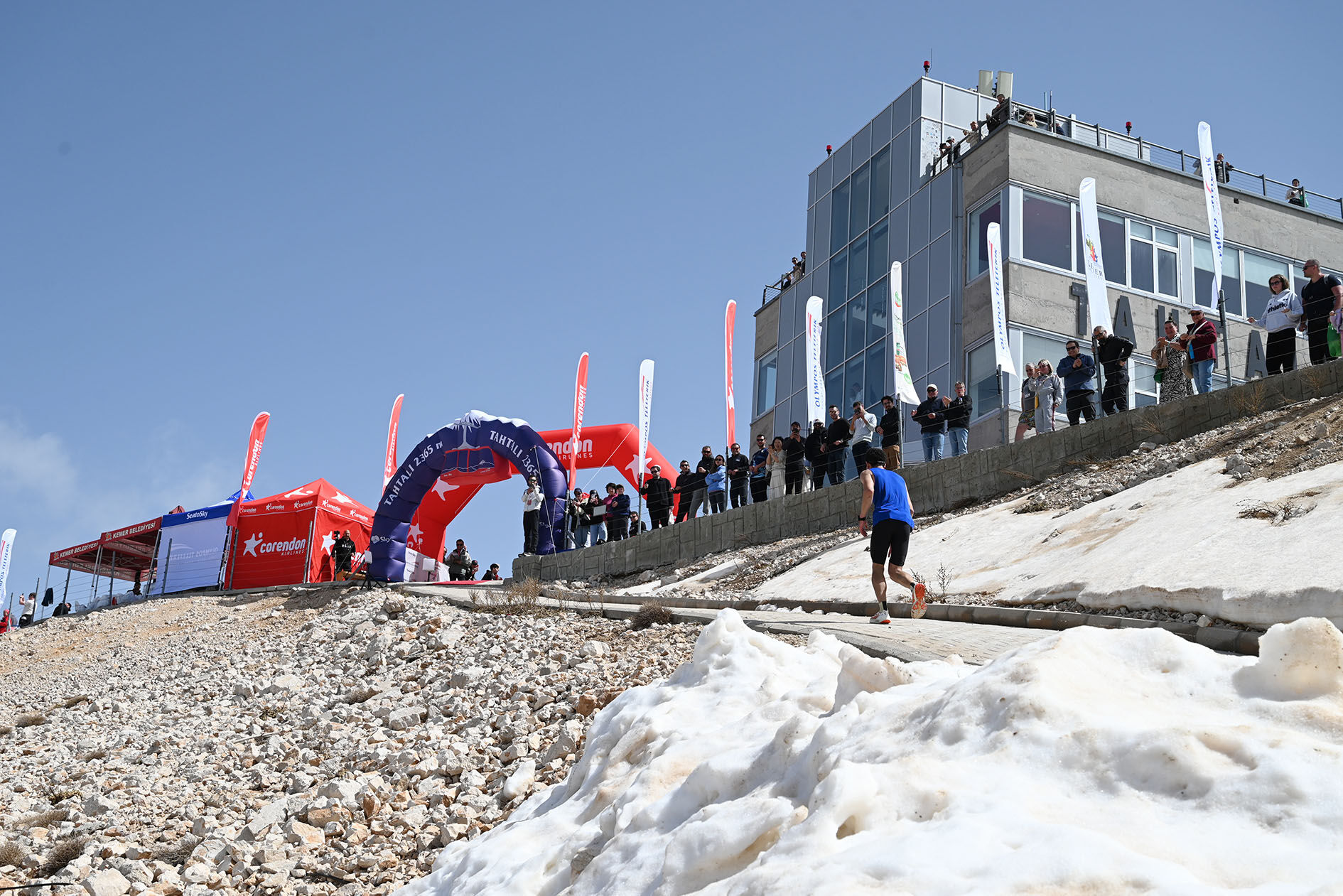 Kemer’de Corendon Run To Sky Yarışları Başladı (5)