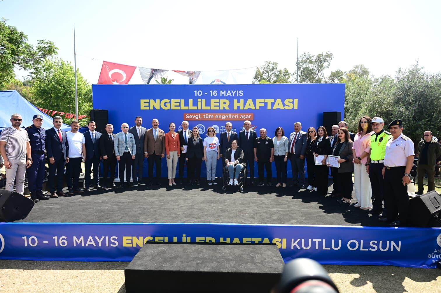 Kepez Belediyesi Hak Ettiği Belgeyi Aldı (3)