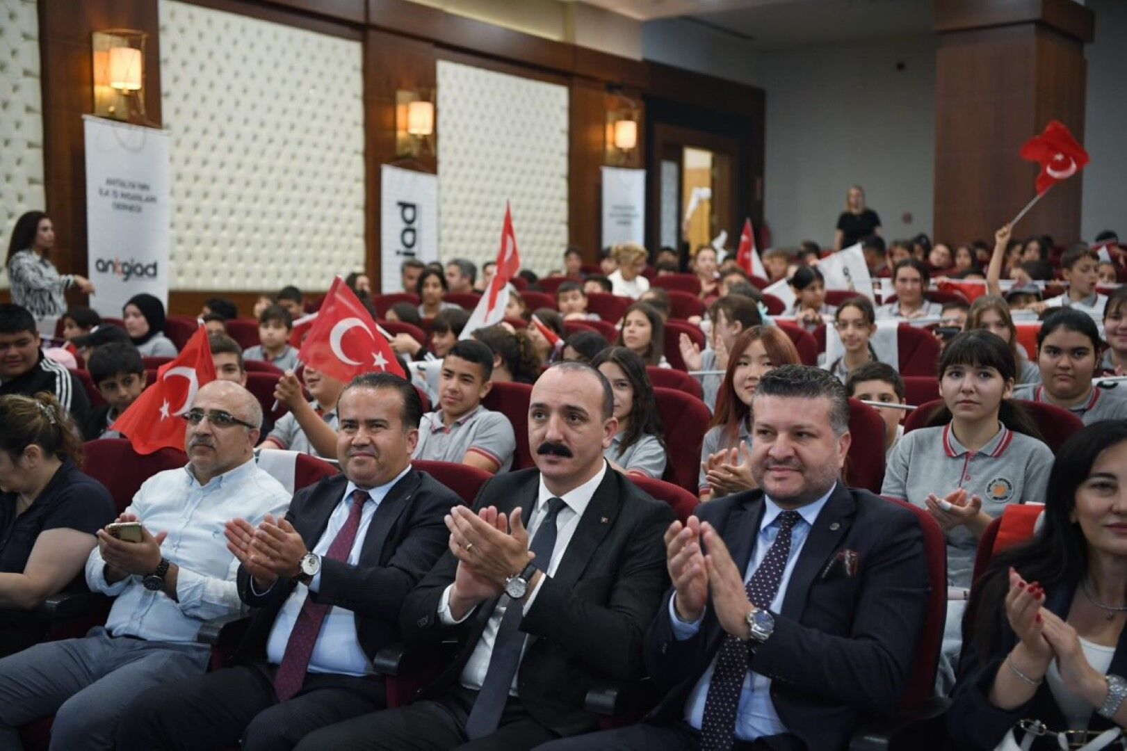 Konyaaltı Belediyesi Antgi̇ad Bilgi Yarışmasına Ev Sahipliği Yaptı (2)