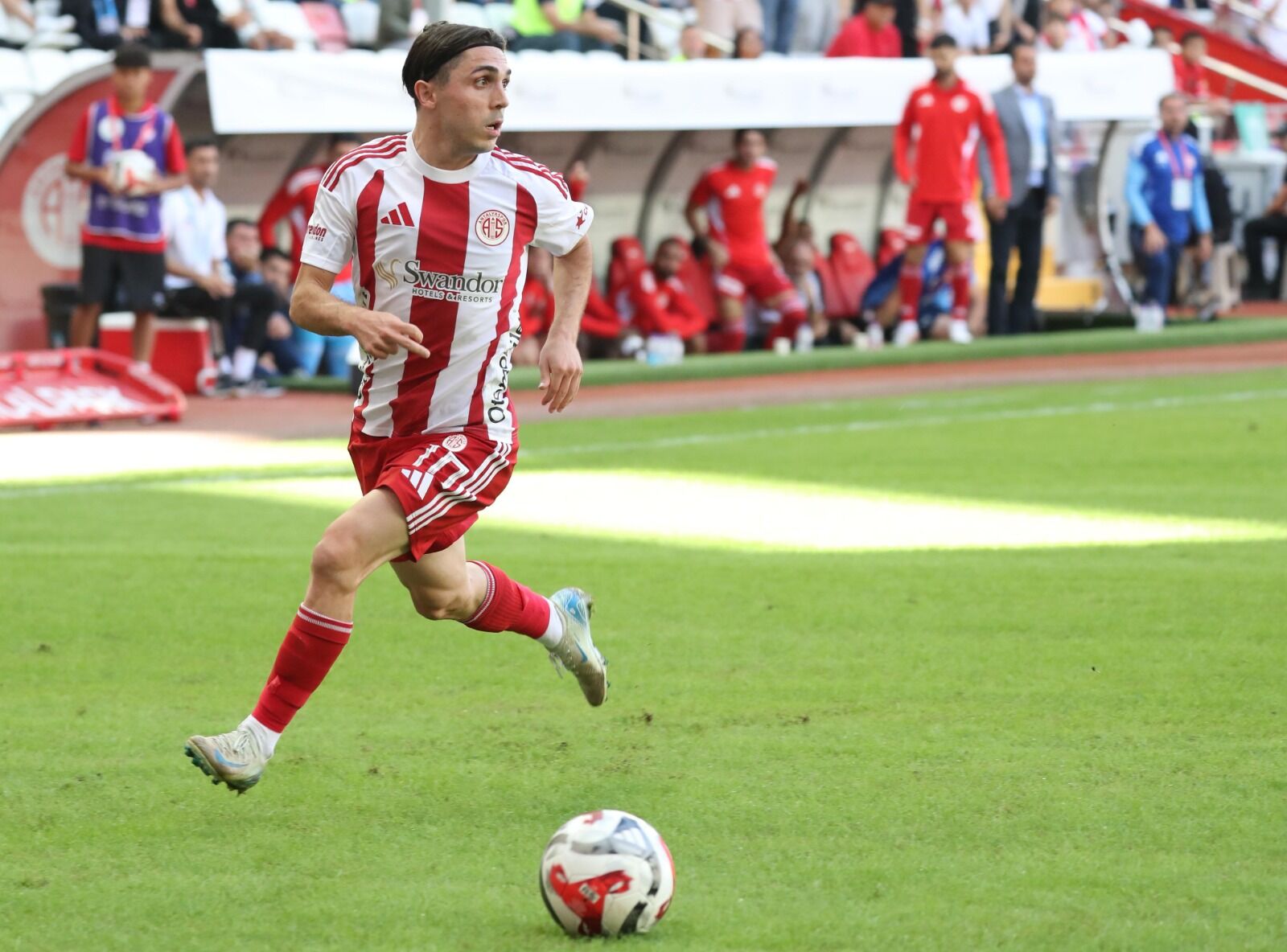 Personel Maaşı Ödeyemeyen Antalyaspor 1 Asiste 35 Milyon Tl Ödedi (4)