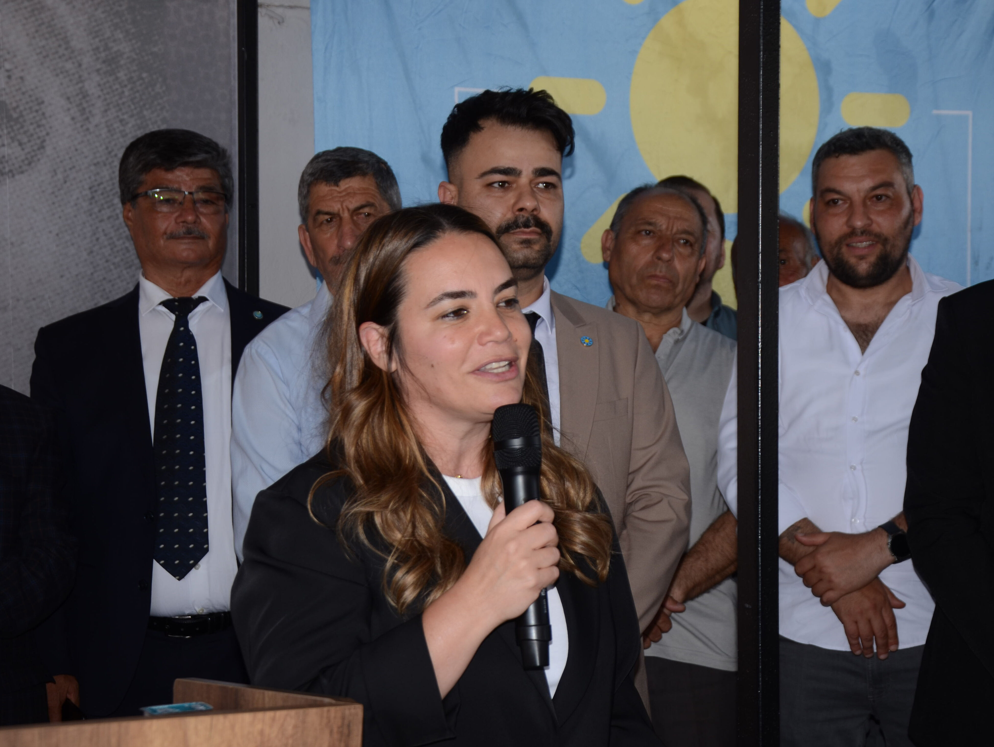 Serik'te İyi̇ Parti'ye Katılanlara Rozet Takıldı (1)