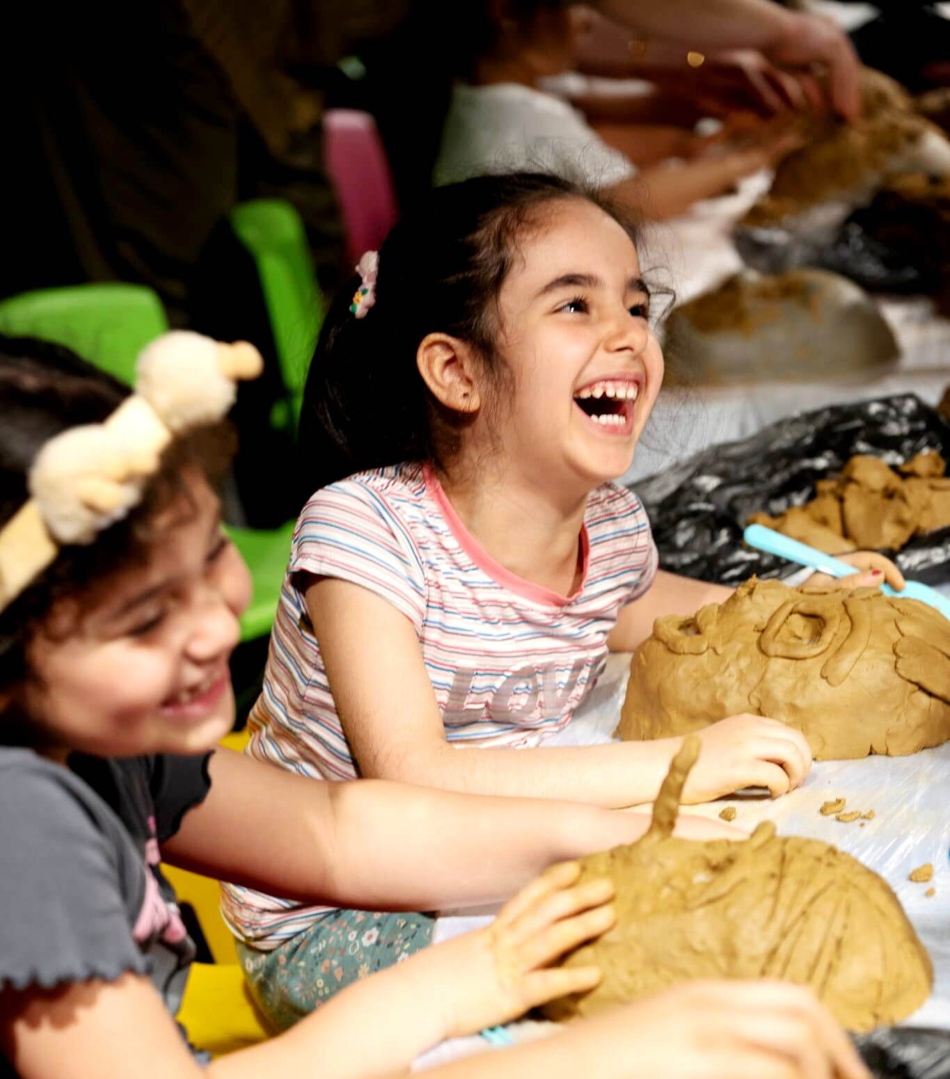 Tiyatro Festivalinde Renkli Sanat Atölyeleri (6)