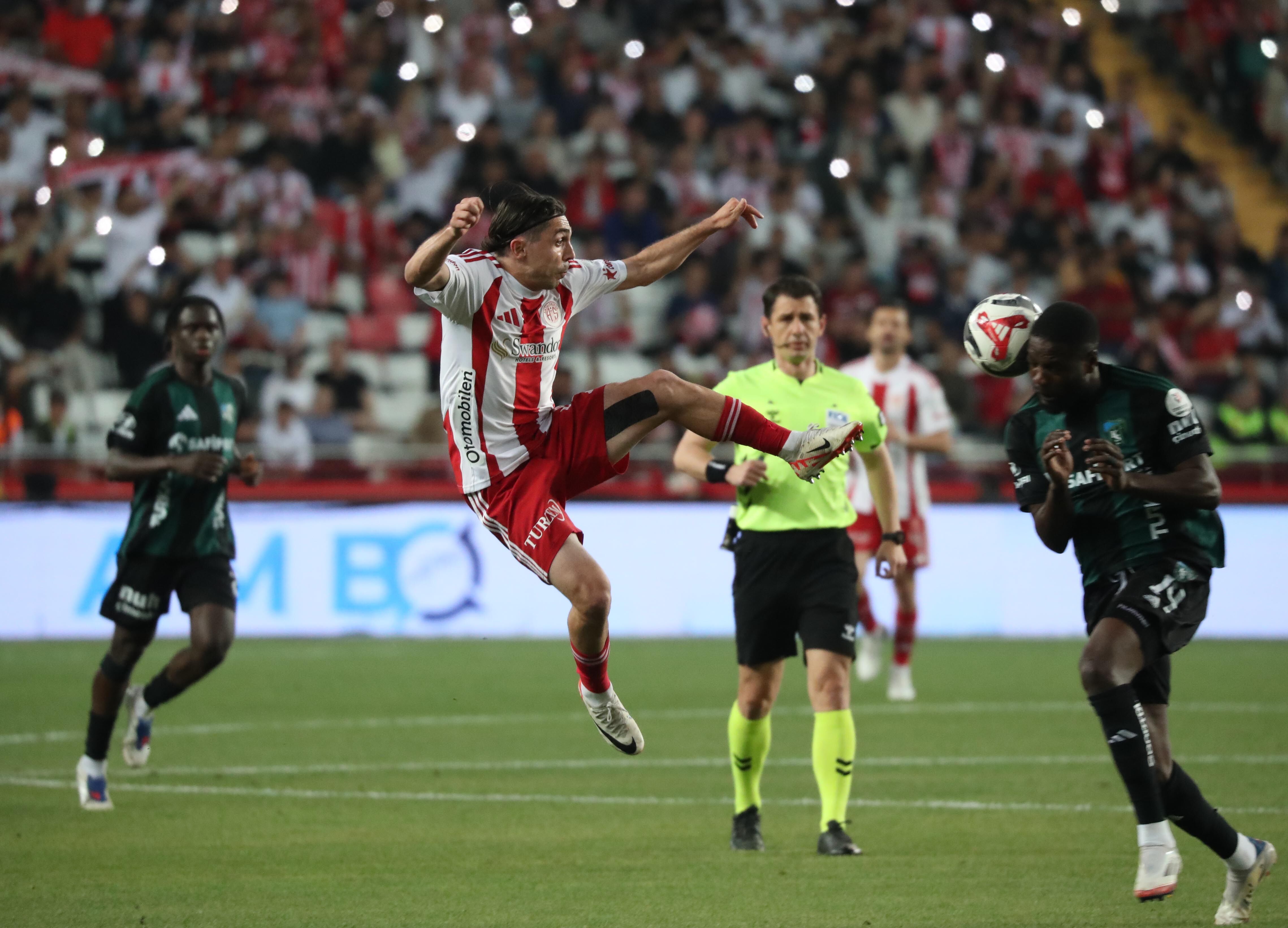 Ve Antalyaspor Süper Lig’den Düştü (1)