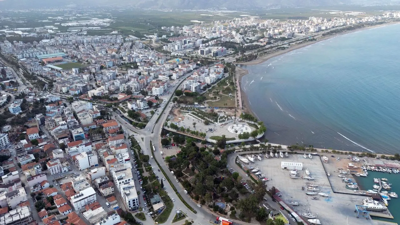 Yeni Raporda Çarpıcı Detaylar! Antalya’nın Kalbi Yavaş Yavaş Yok Oluyor (1)-1