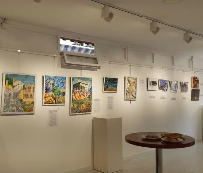 Yörük Kızın Kırmızı Sanat Penceresi Sergisi Açıldı (3)