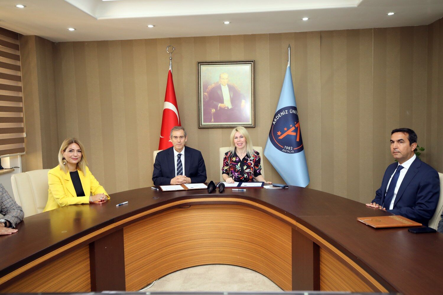 Akdeniz Üniversitesi Hastanesi’ne 50 Milyonluk Destek (5)