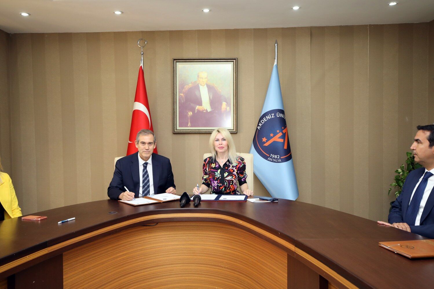 Akdeniz Üniversitesi Hastanesi’ne 50 Milyonluk Destek (6)