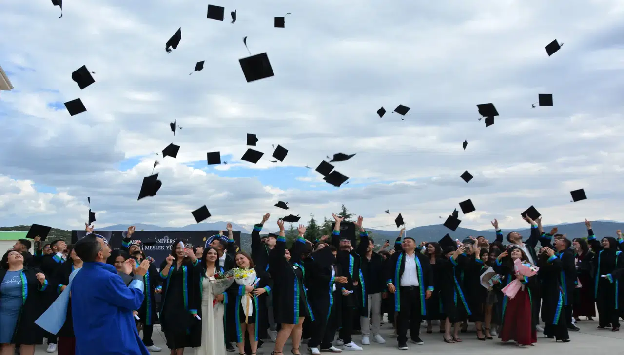 Akdeniz Üniversitesi’nin Yeni Düzeni Belli Oldu! Akdeniz Üniversitesi Ne Zaman Açılacak (2)