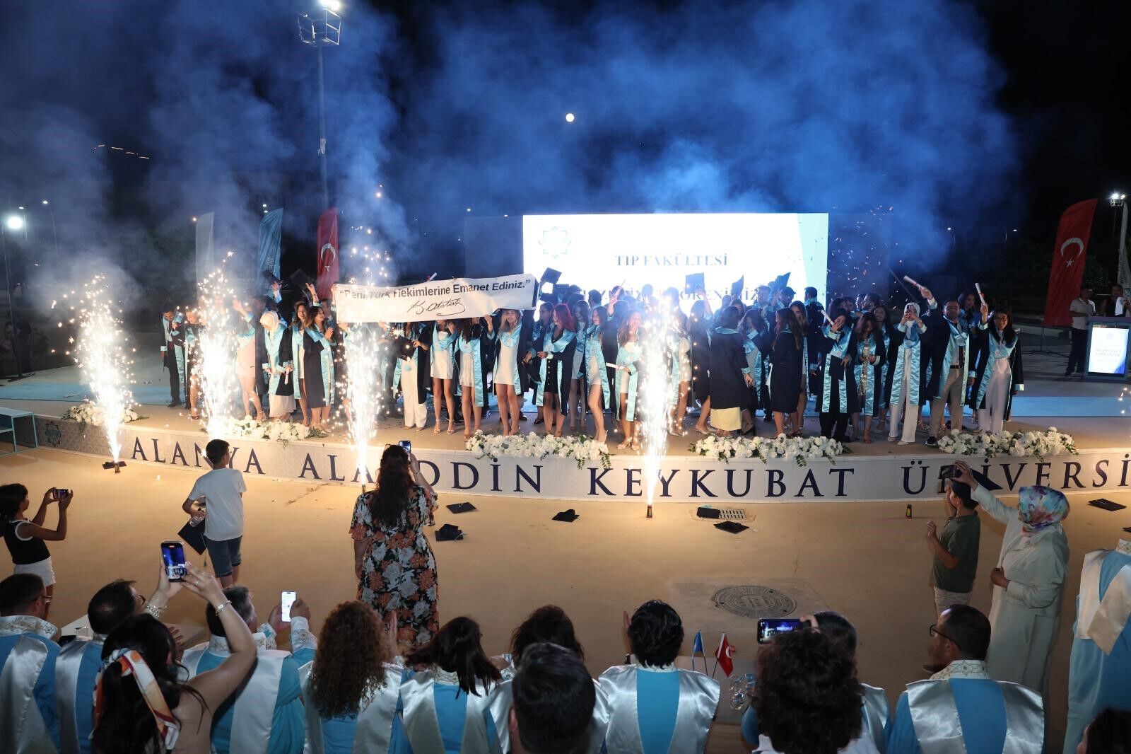 Alanya Alaaddin Keykubat Üniversitesi 90 Genç Hekimi Mezun Etti (6)