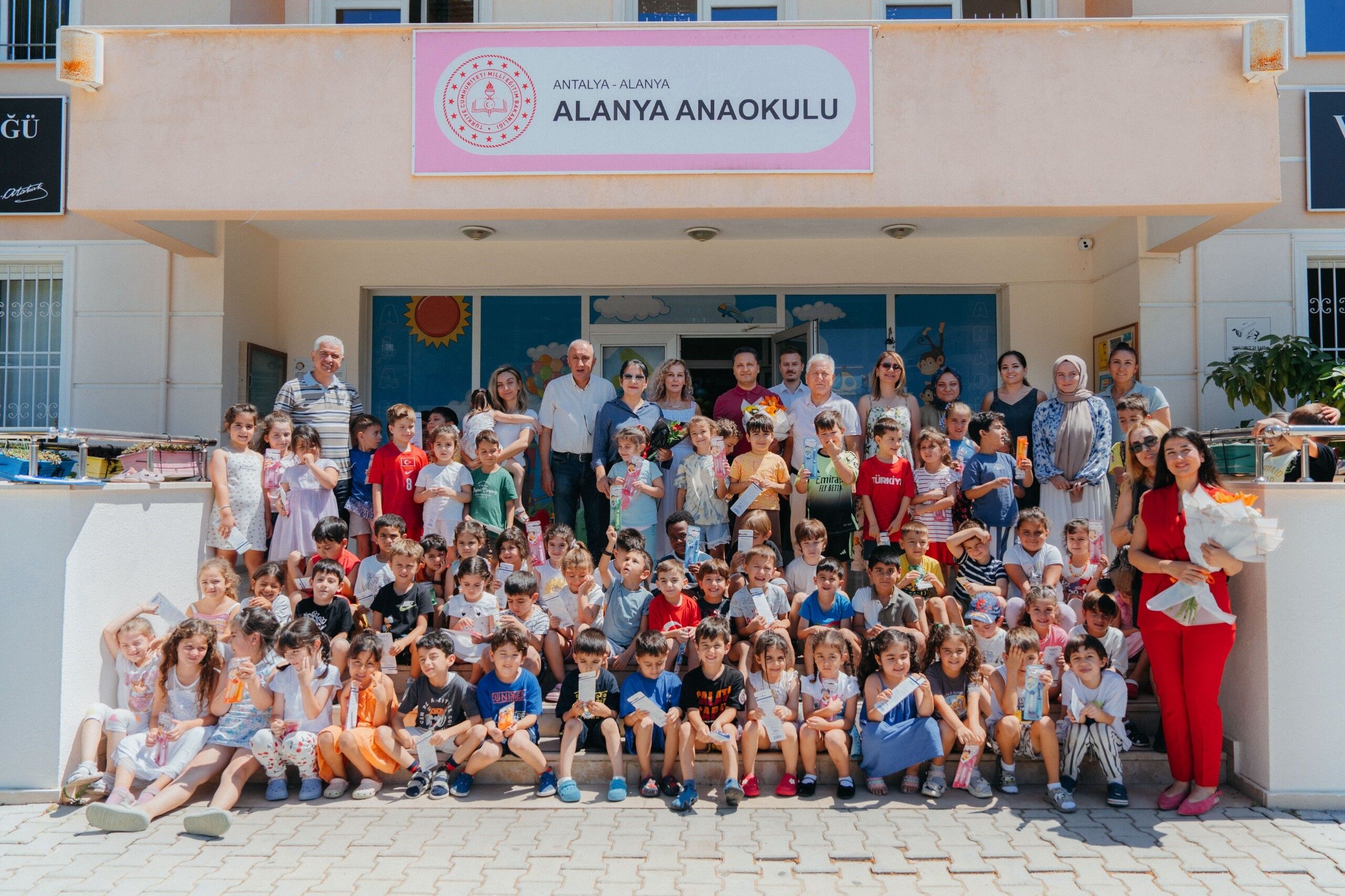 Alanya Belediyesi 88 Okulda Için Düğmeye Bastı (2)