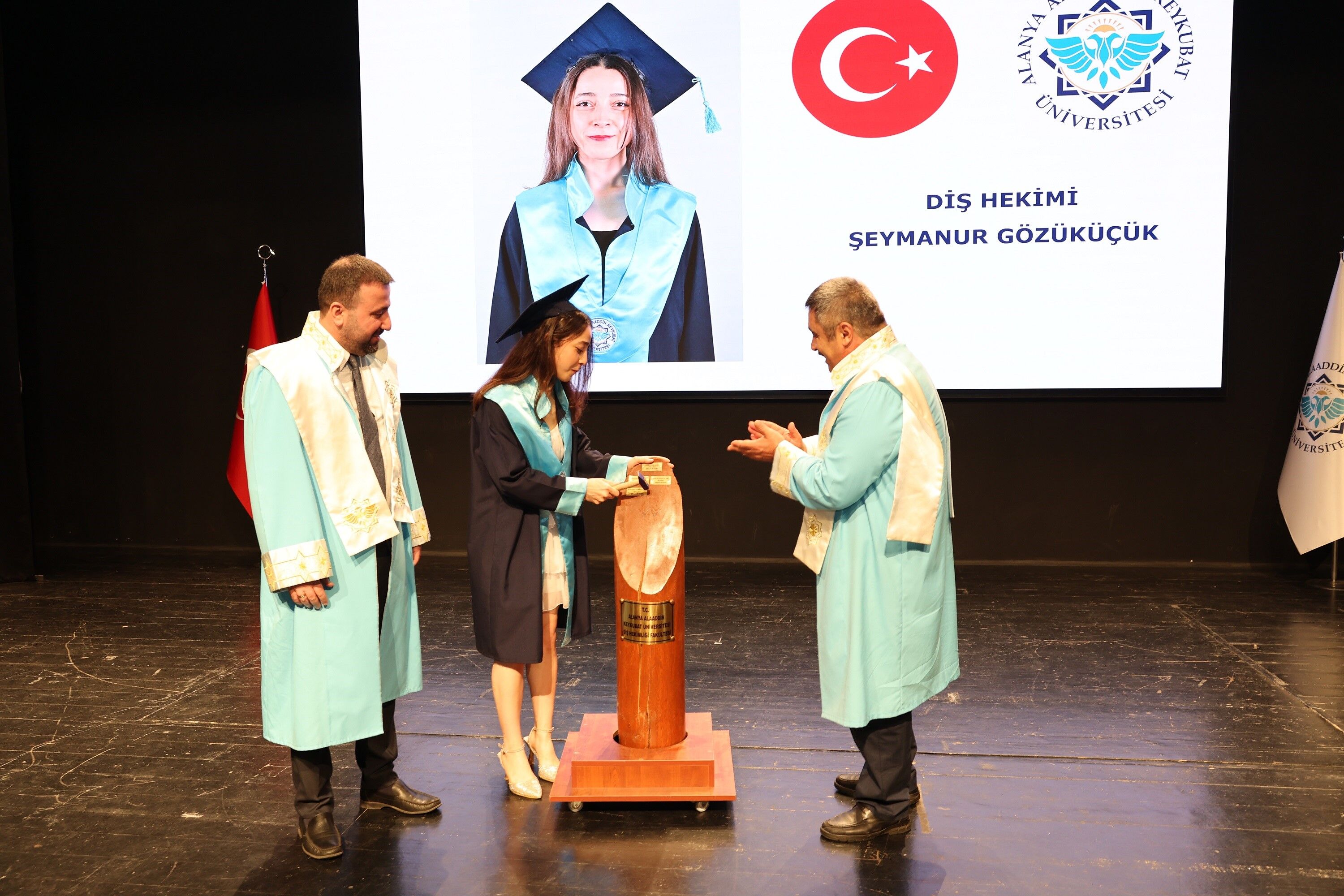 Alkü'de Diş Hekimliği Fakültesinde Mezuniyet Heyecanı (1)