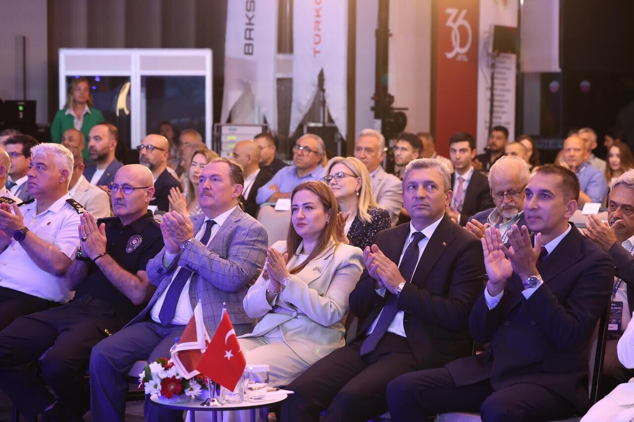 Antalya Akıllı Şehir Sistemine Geçmek Için Düğmeye Bastı (2)
