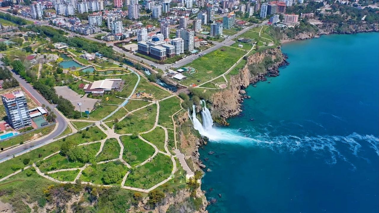 Antalya Avni Tolunay Caddesi’nde Riskli Alanlara Müdahale (4)