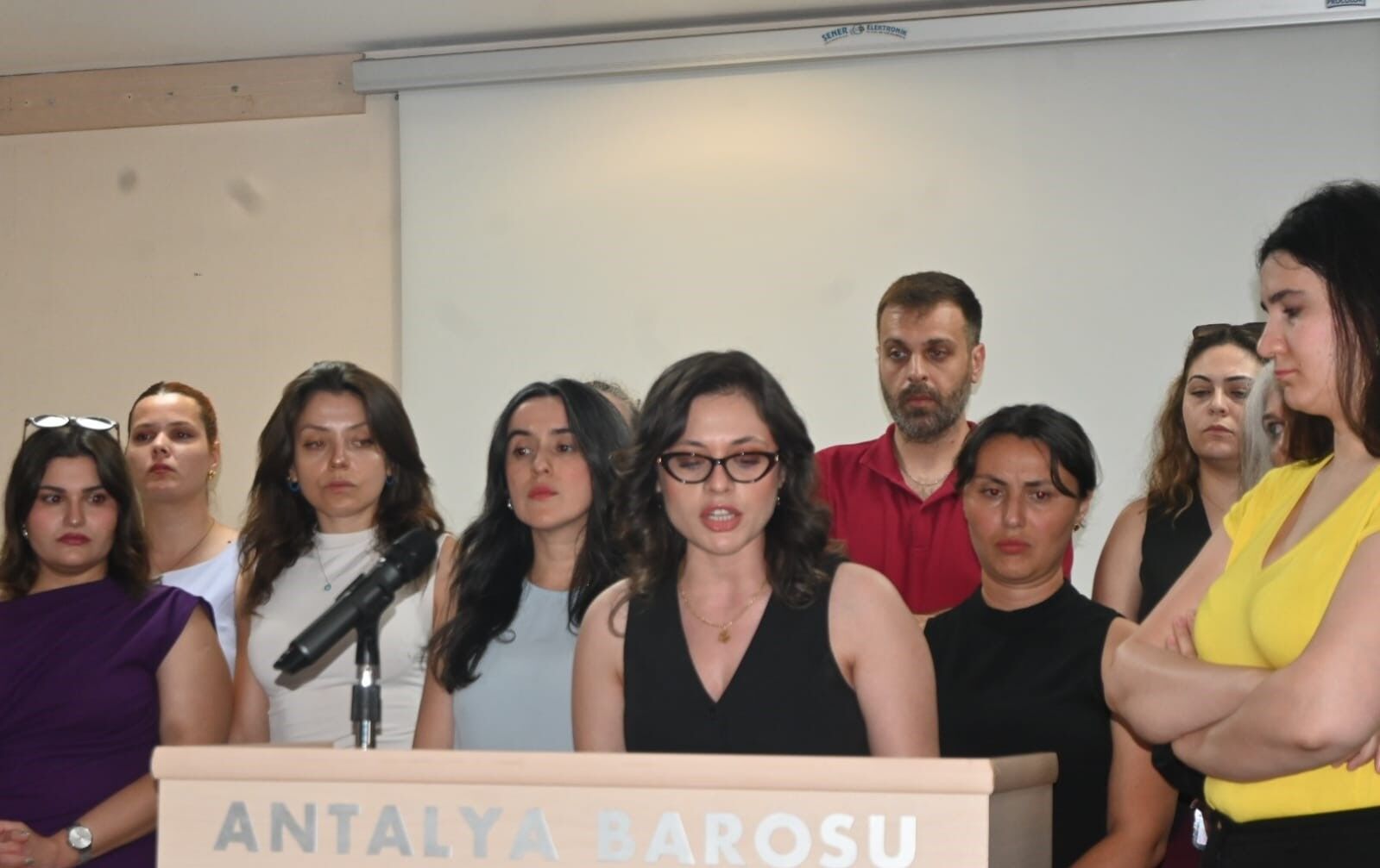 Antalya Barosu'ndan Nafaka Uyarısı (2)