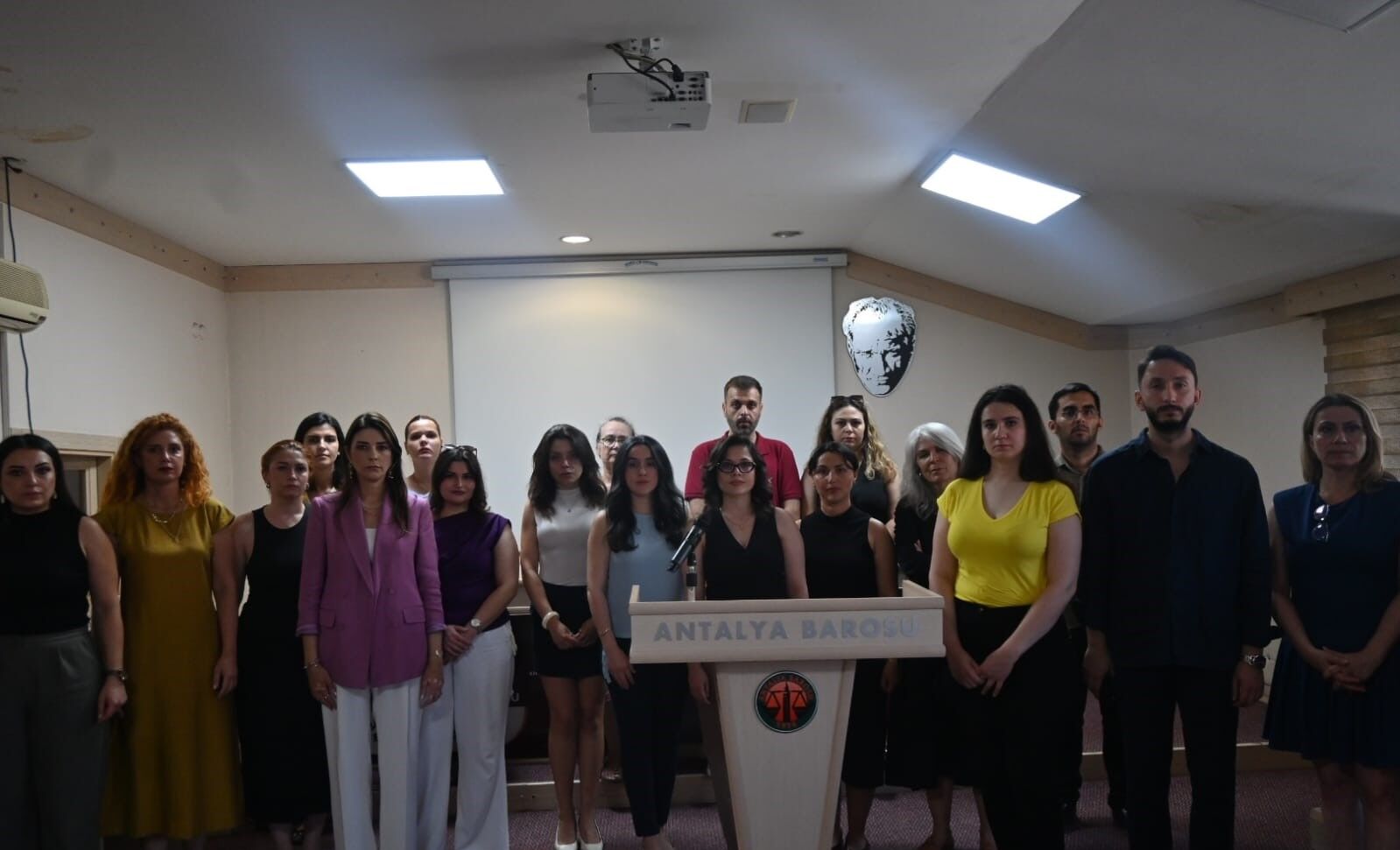 Antalya Barosu'ndan Nafaka Uyarısı (5)