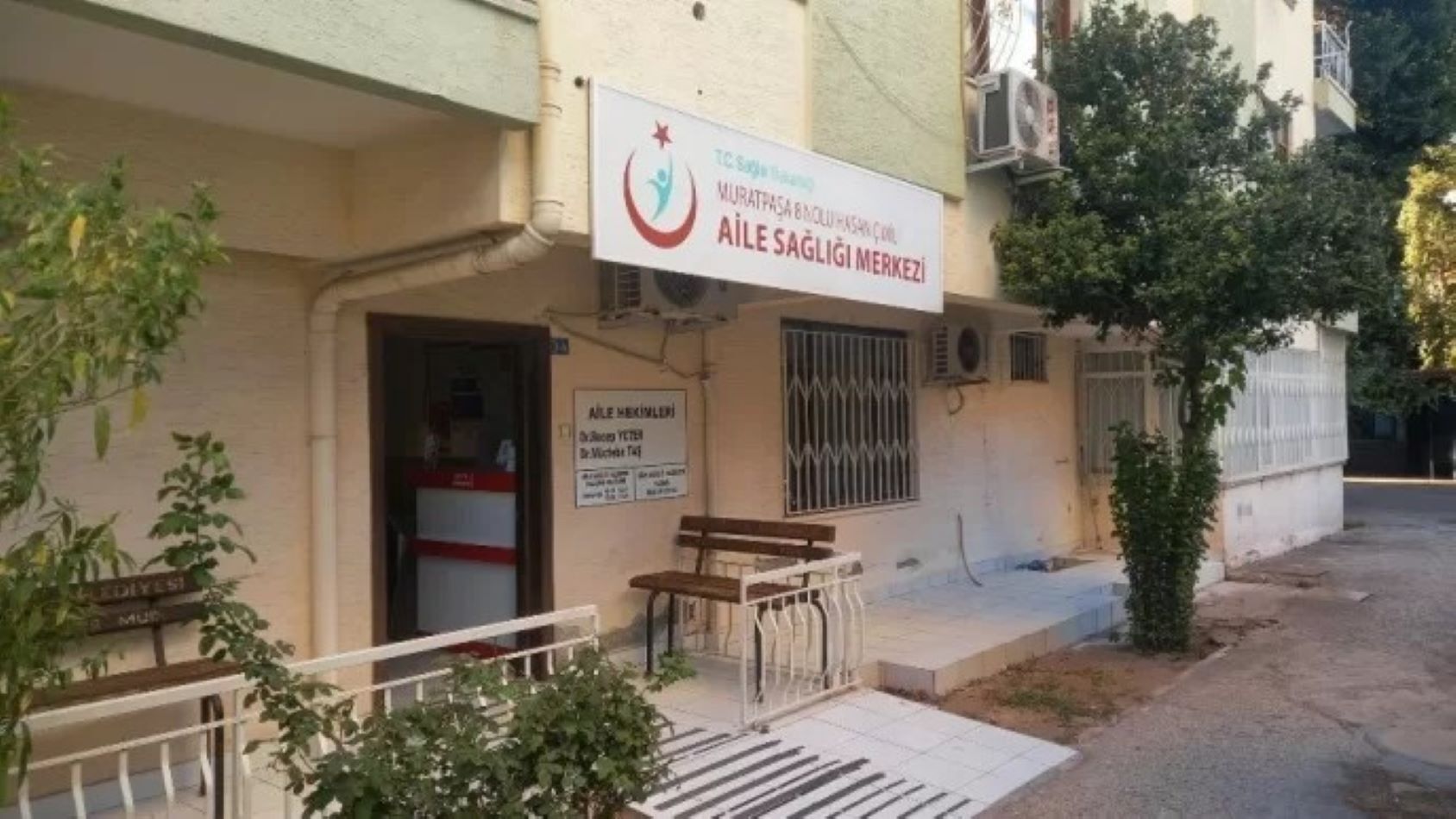 Antalya Doktorsuz Kaldı! (2)