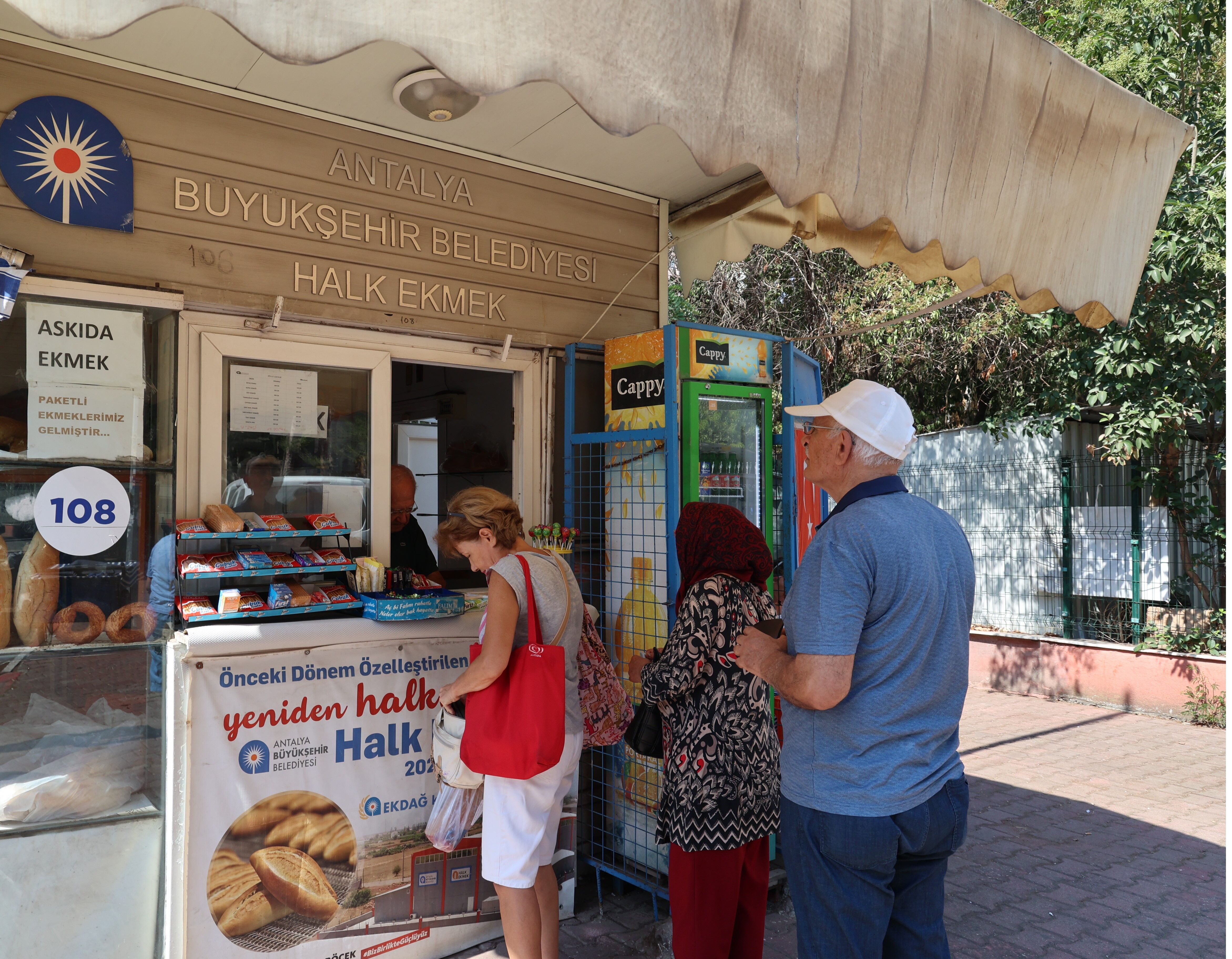 Antalya Halk Ekmek’te 4 Yılda 30 Milyon Ekmek Üretti (6)