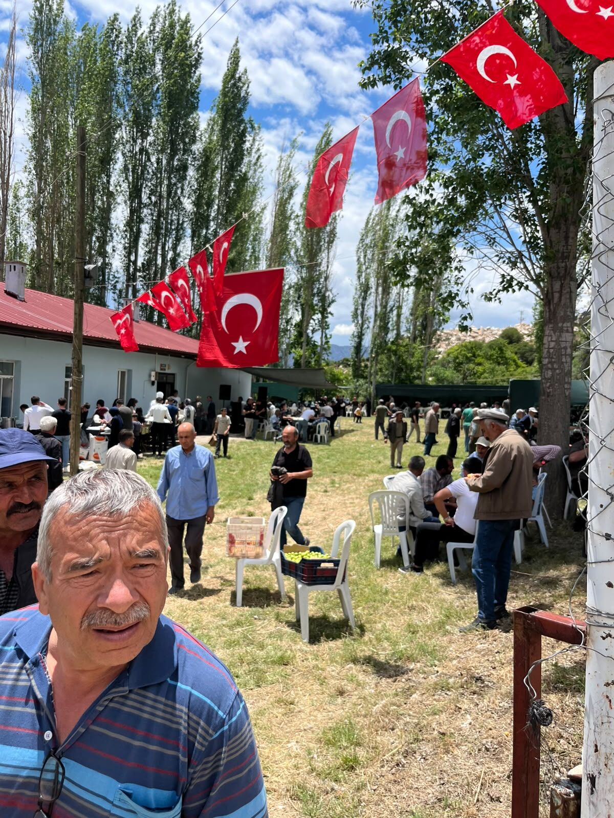 Antalya’da Hıdırellez Şenliği! Vatandaşlar Baharın Gelişini Kutladı (1)