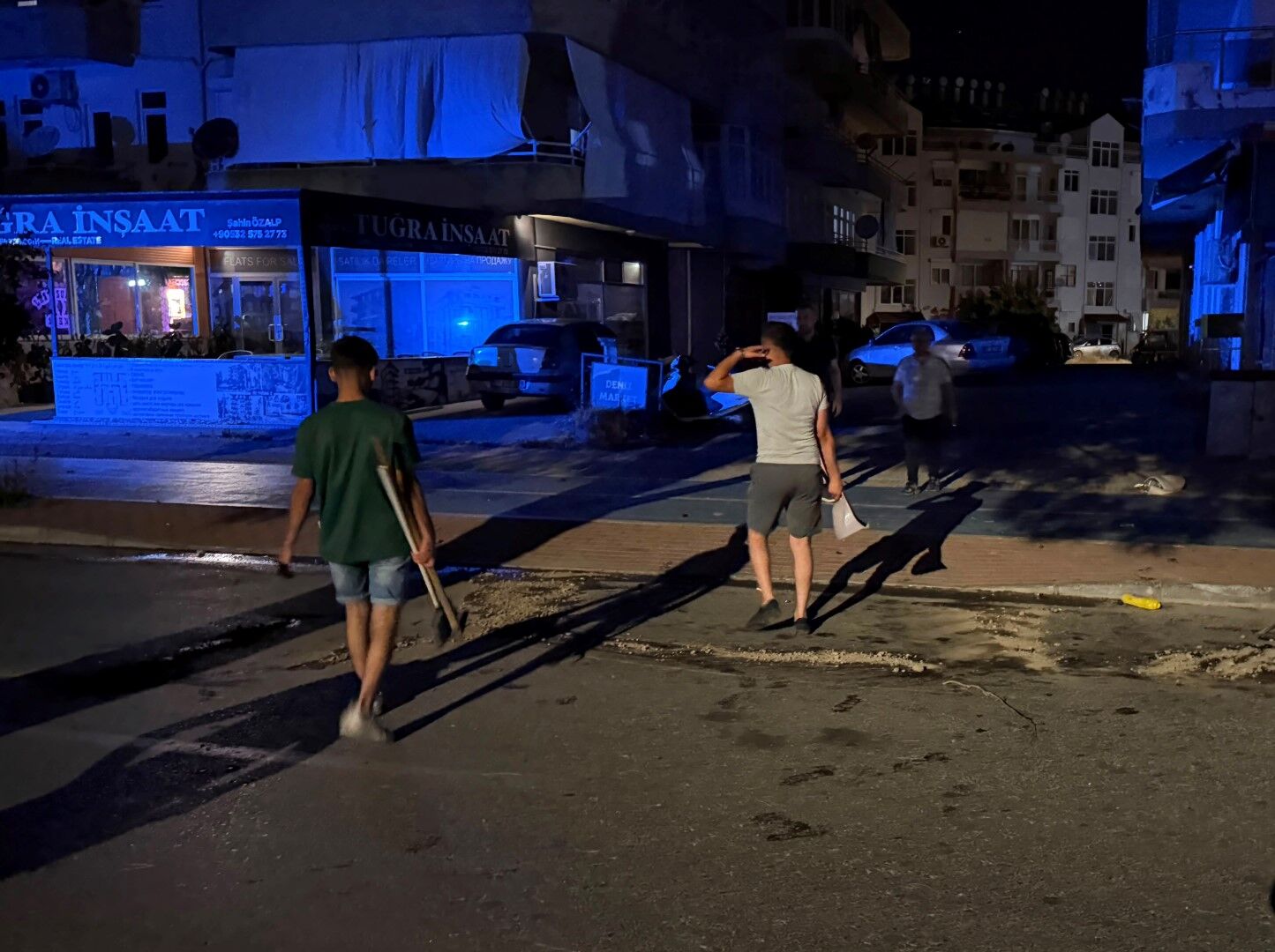 Antalya’da Kontrolden Çıktı Ortalık Savaş Alınana Döndü (1)