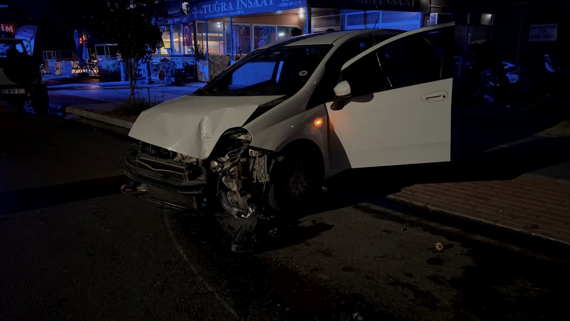 Antalya’da Kontrolden Çıktı Ortalık Savaş Alınana Döndü (3)