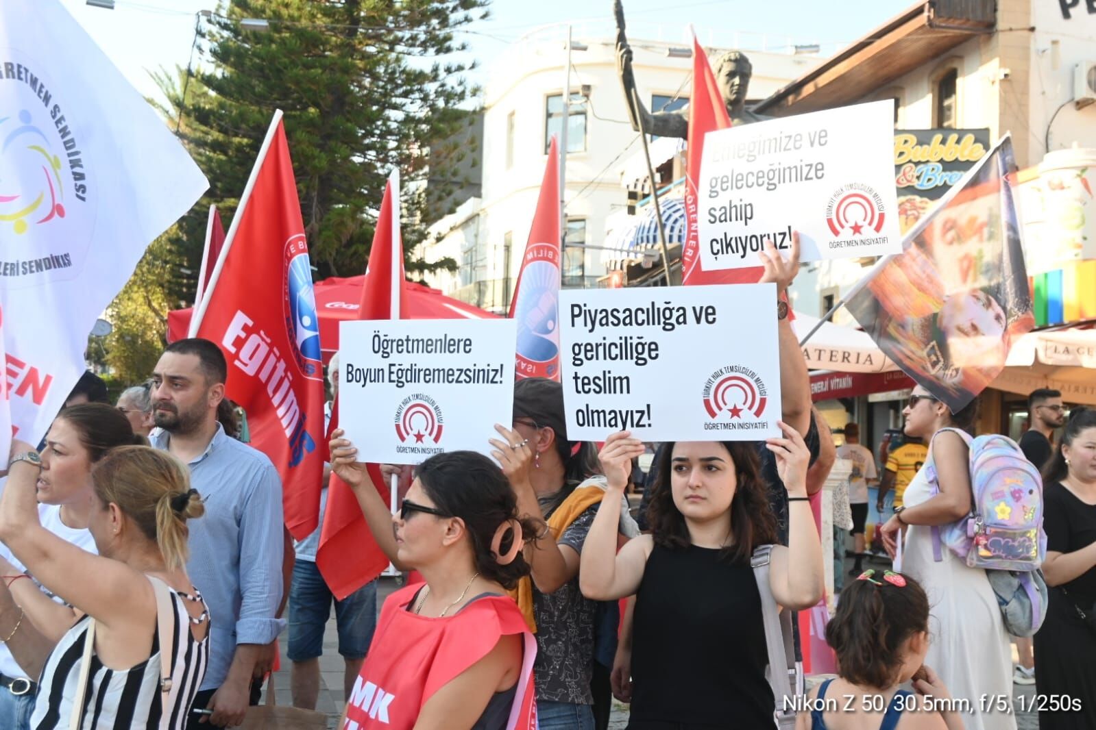 Antalyada Ogretmenler Hak Mucadeleleri Icin Meydanlara Cikti (2)