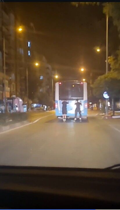 Antalyada Olumle Kiyasiya Yarisan Yolculuk (1)