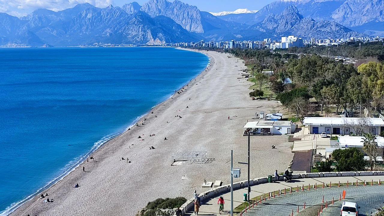 Antalya’nın 20 Yılına Yön Verecek Plan Hazırlanıyor (2)